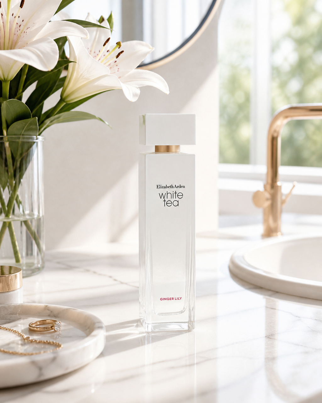 Elizabeth Arden White Tea 100ml women’s Eau de Toilette bottle with white cap and elegant packaging.